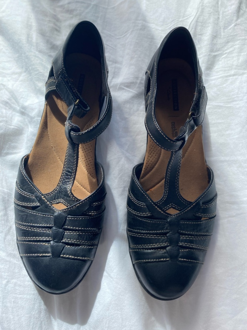 Women’s Black Leather Strap Flats